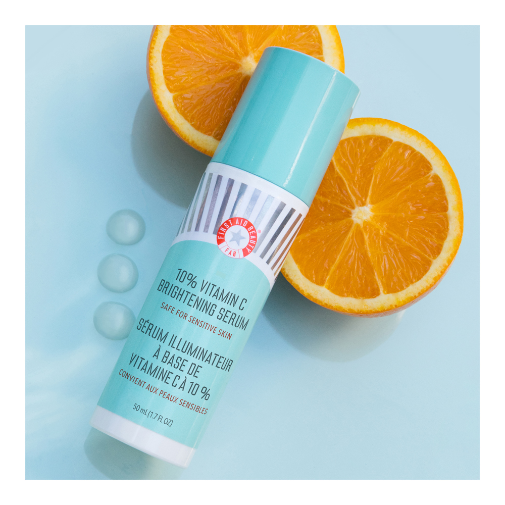 10% Vitamin C Brightening Serum slider