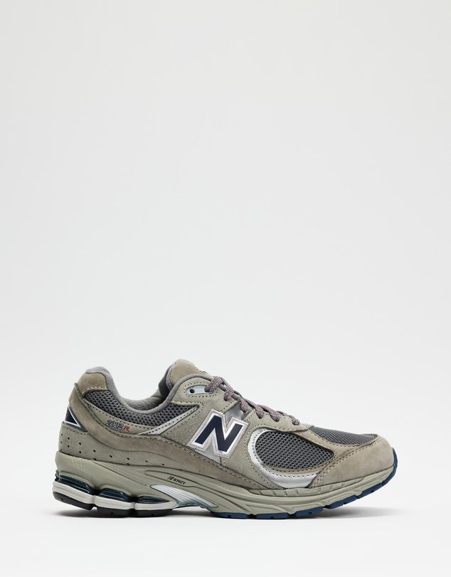 2002R - Unisex - Castlerock
