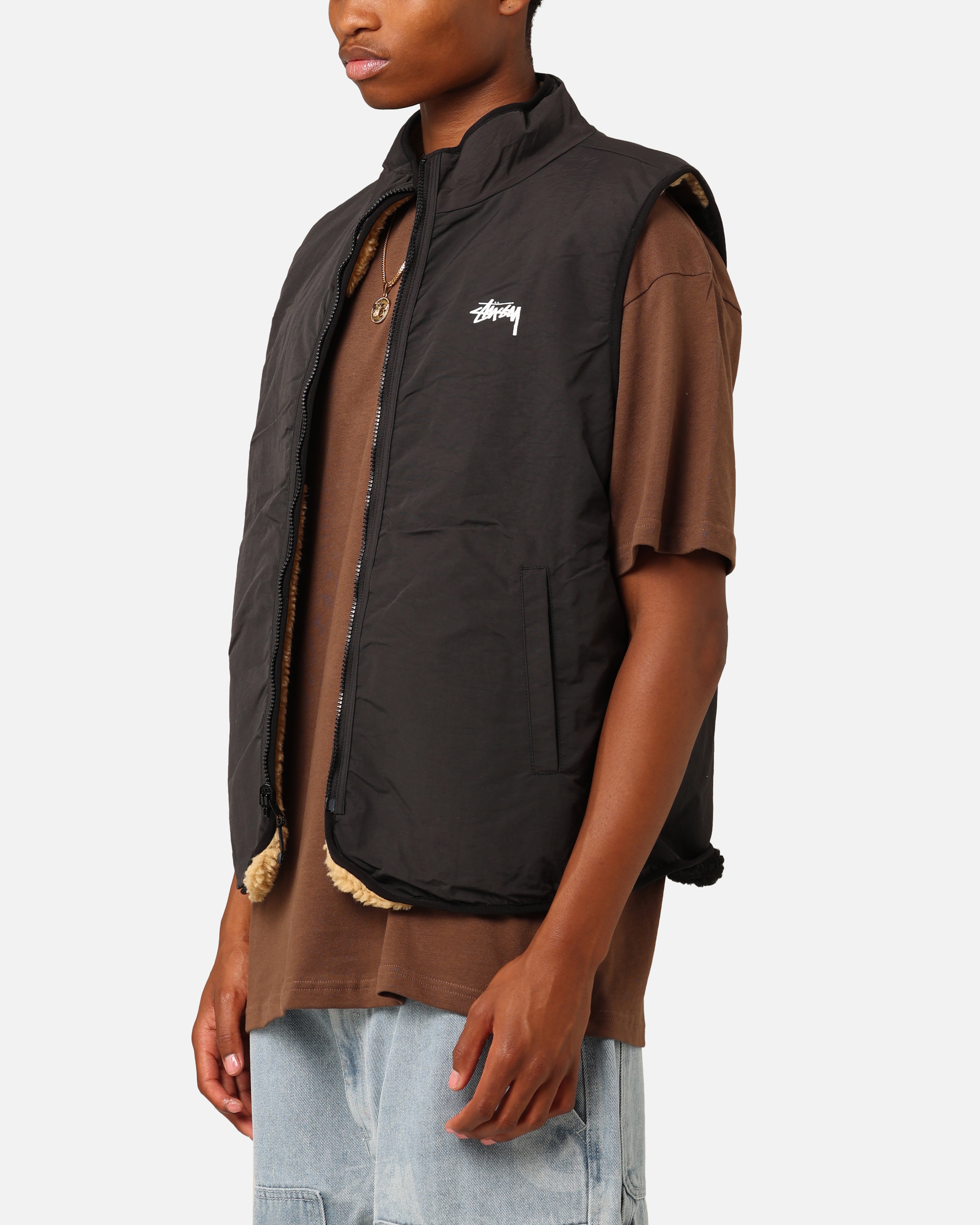 8 Ball Sherpa Reversible Vest slider