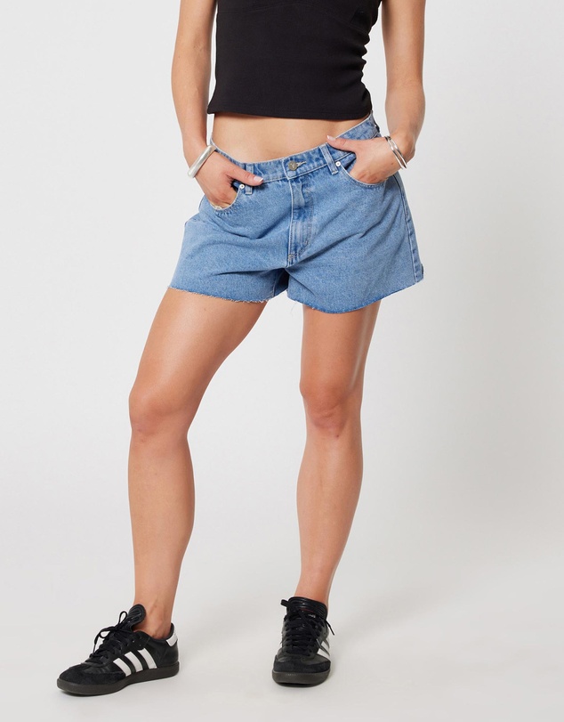 95 Ema Baggy Shorts - Light Vintage Blue
