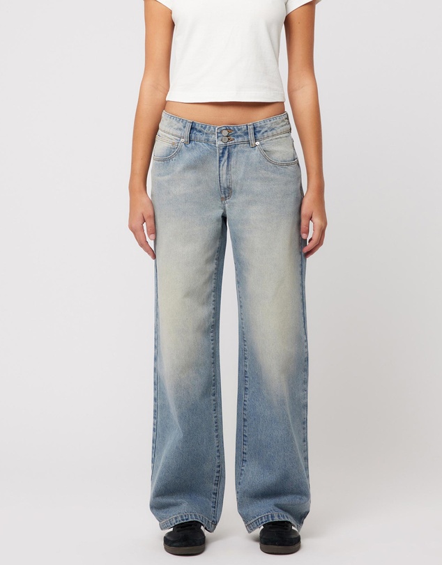 99 Low Baggy Caitlin Jeans - Tint Light Blue