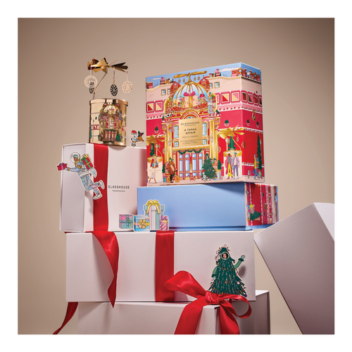 A Tahaa Affair Spinning Carousel Gift Set (Holiday Limited Edition) slider