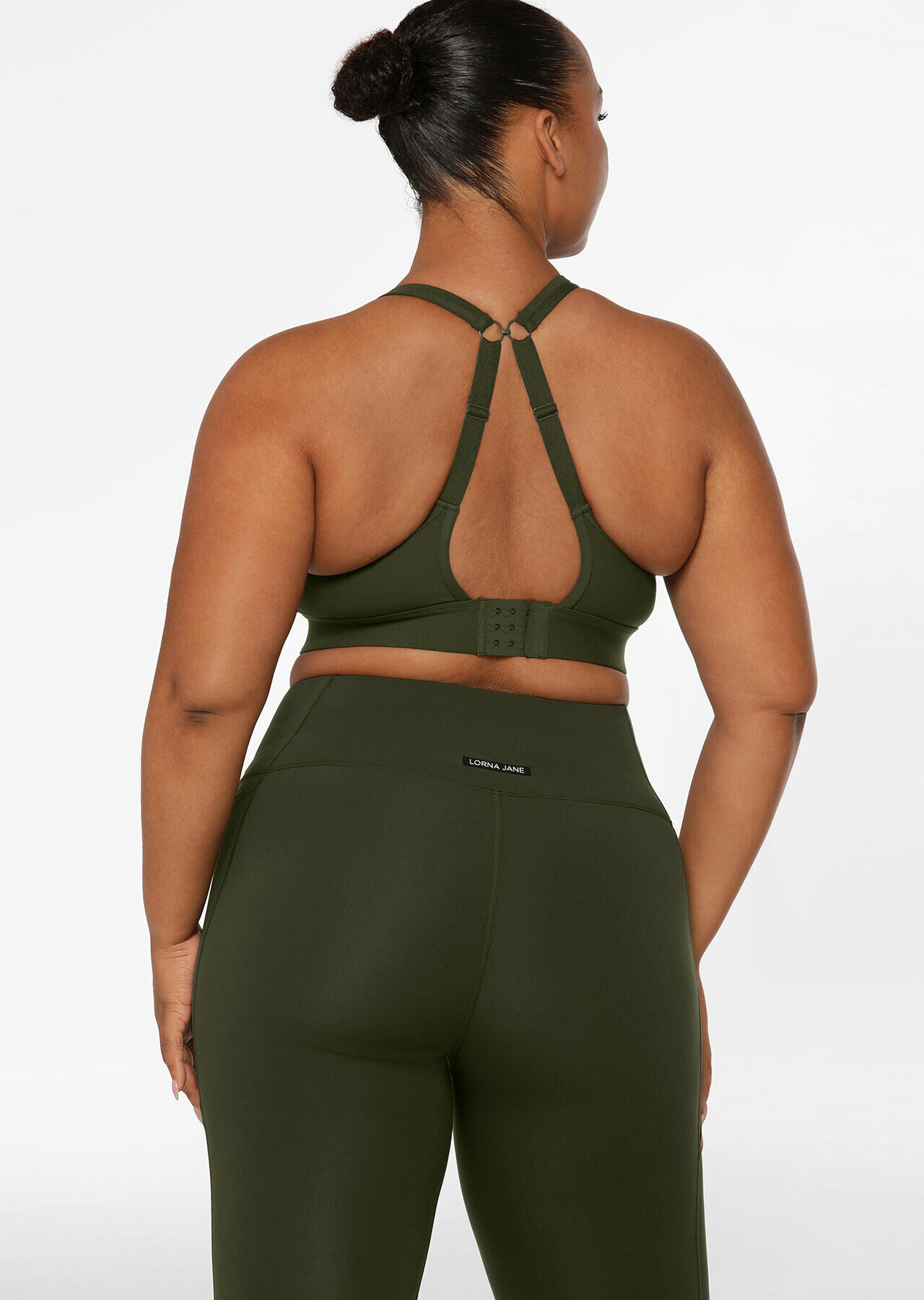 Amy Maximum Support Sports Bra - Luxury Green slider