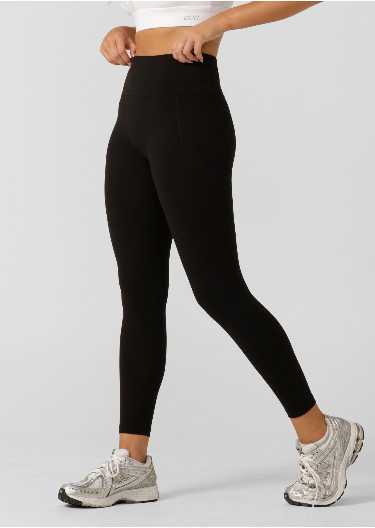 Amy No Ride Phone Pocket Ankle Biter Tech Leggings - Black slider