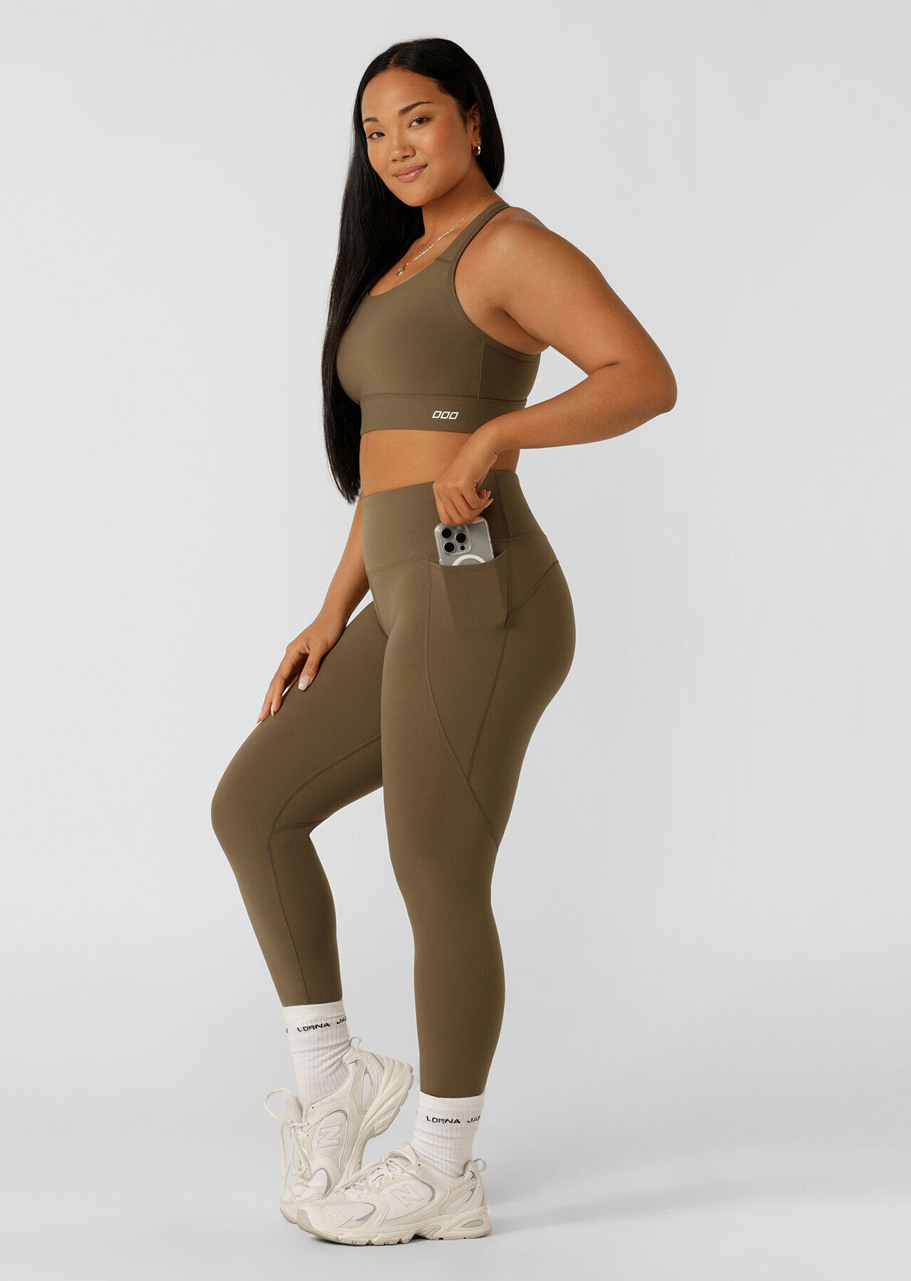 Amy Phone Pocket Ankle Biter Tech Leggings - Hazel slider