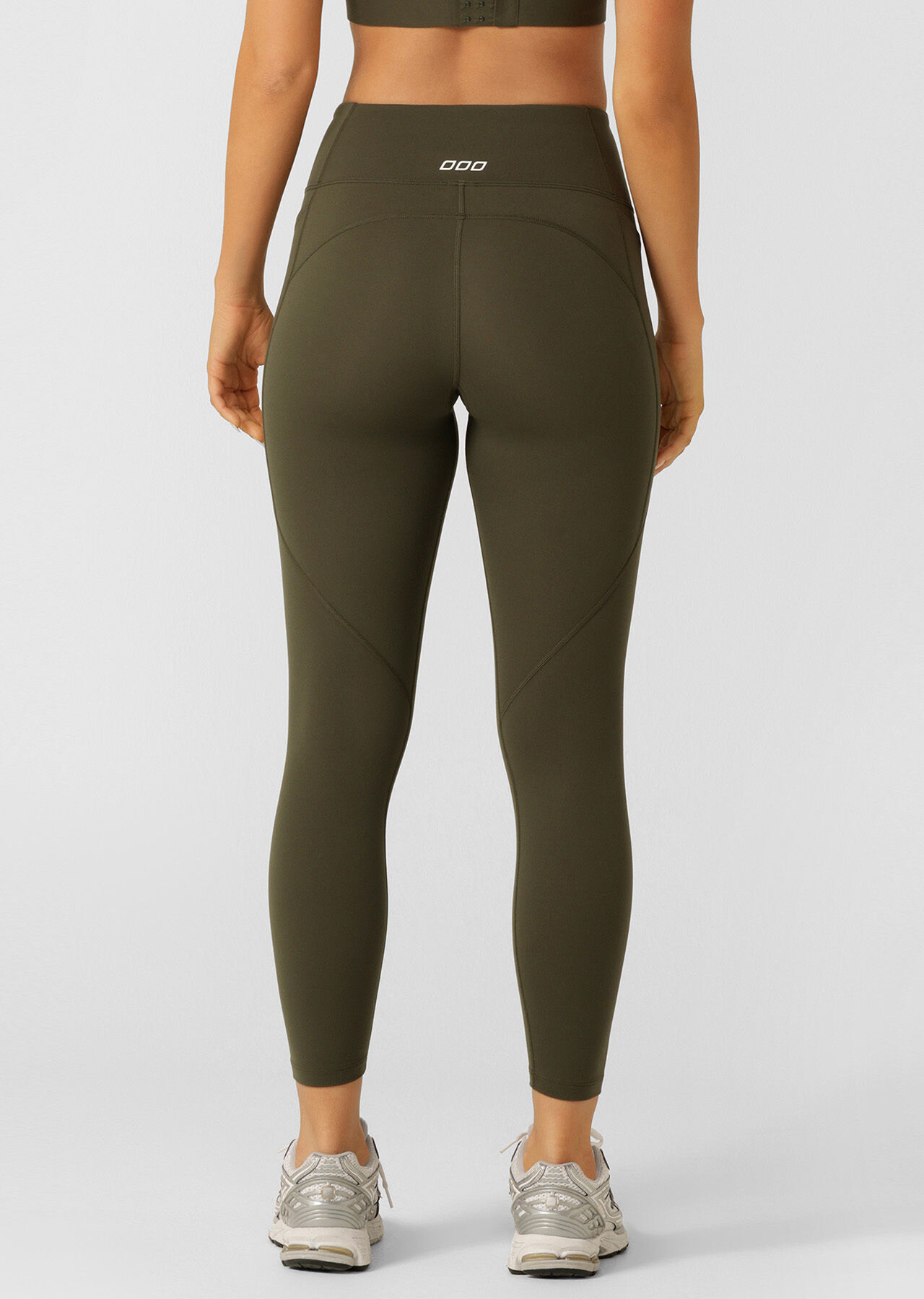 Amy Phone Pocket Ankle Biter Tech Leggings - Luxury Green slider