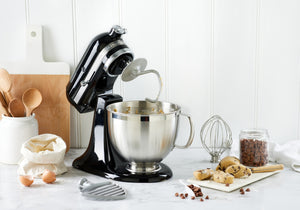 Artisan Tilt-Head Stand Mixer KSM195 slider