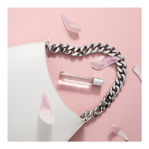 Beautiful Magnolia Fragrance Spray Mini (Limited Edition) slider
