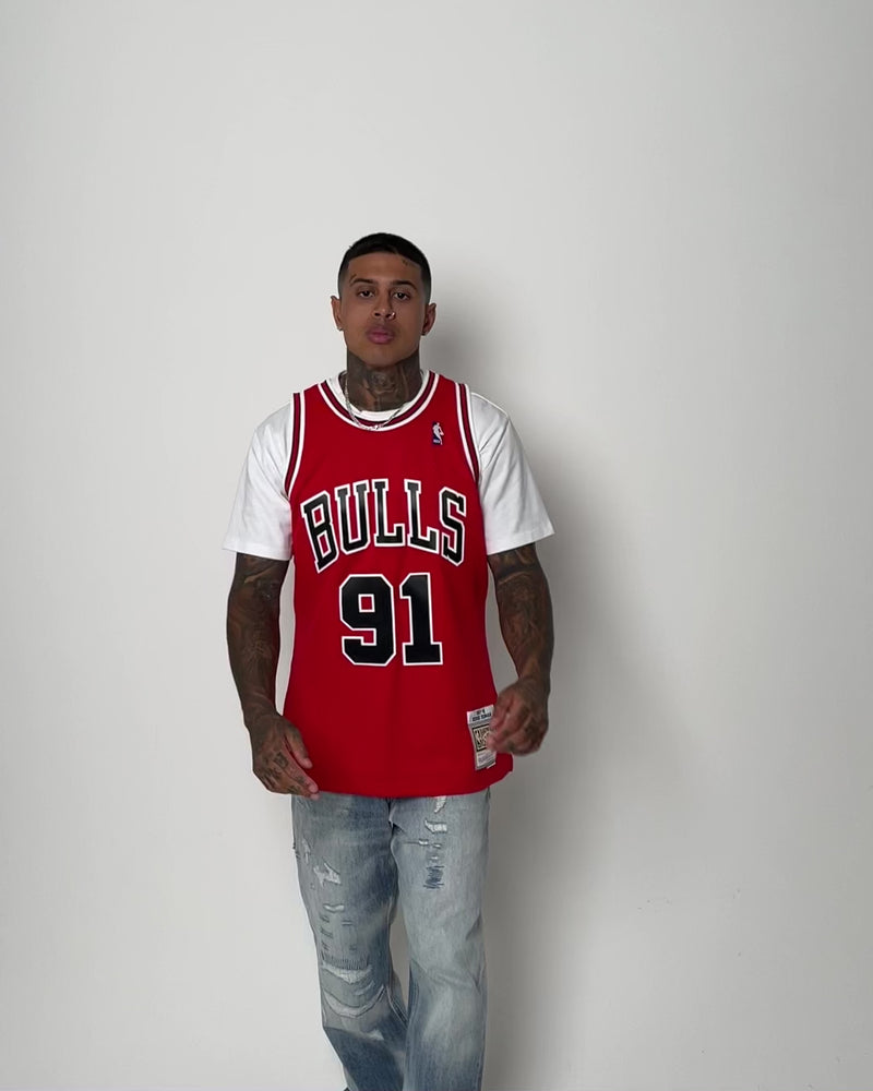 Chicago Bulls Dennis Rodman '97-'98 #91 Swingman Jersey slider