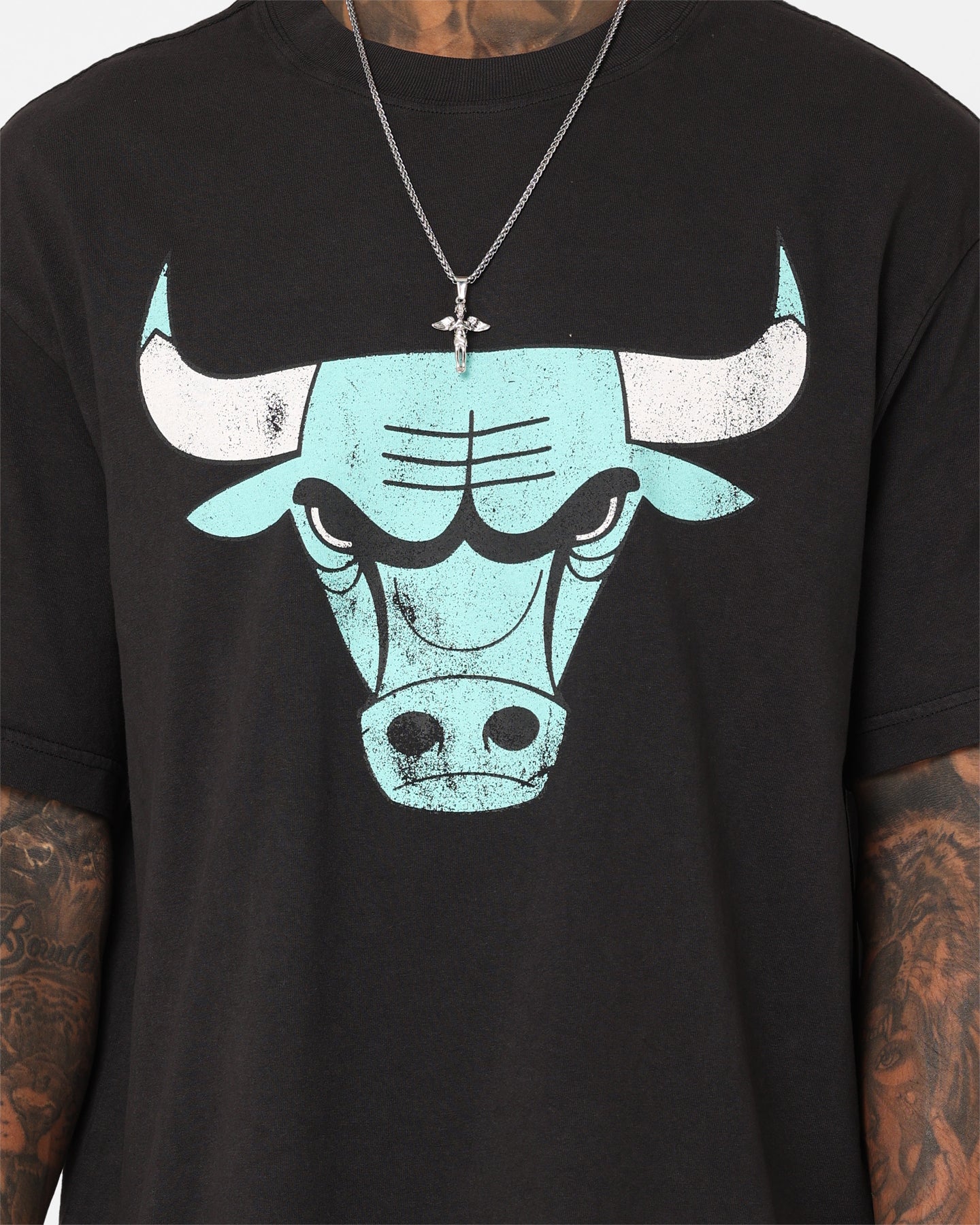 Chicago Bulls Ice Blue Logo T-Shirt slider