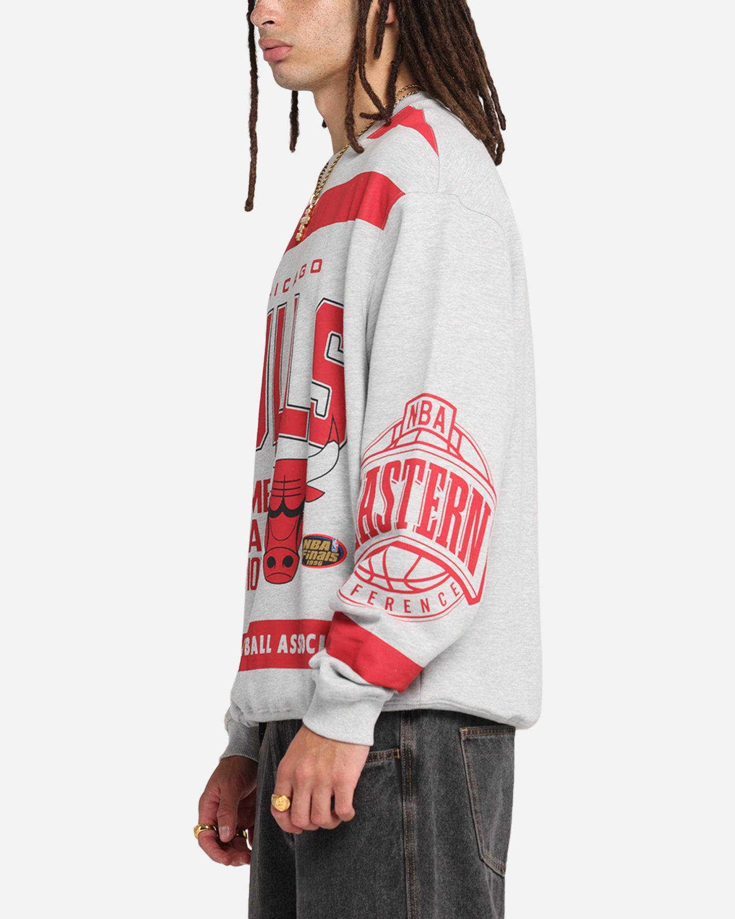 Chicago Bulls Letterform Crewneck slider