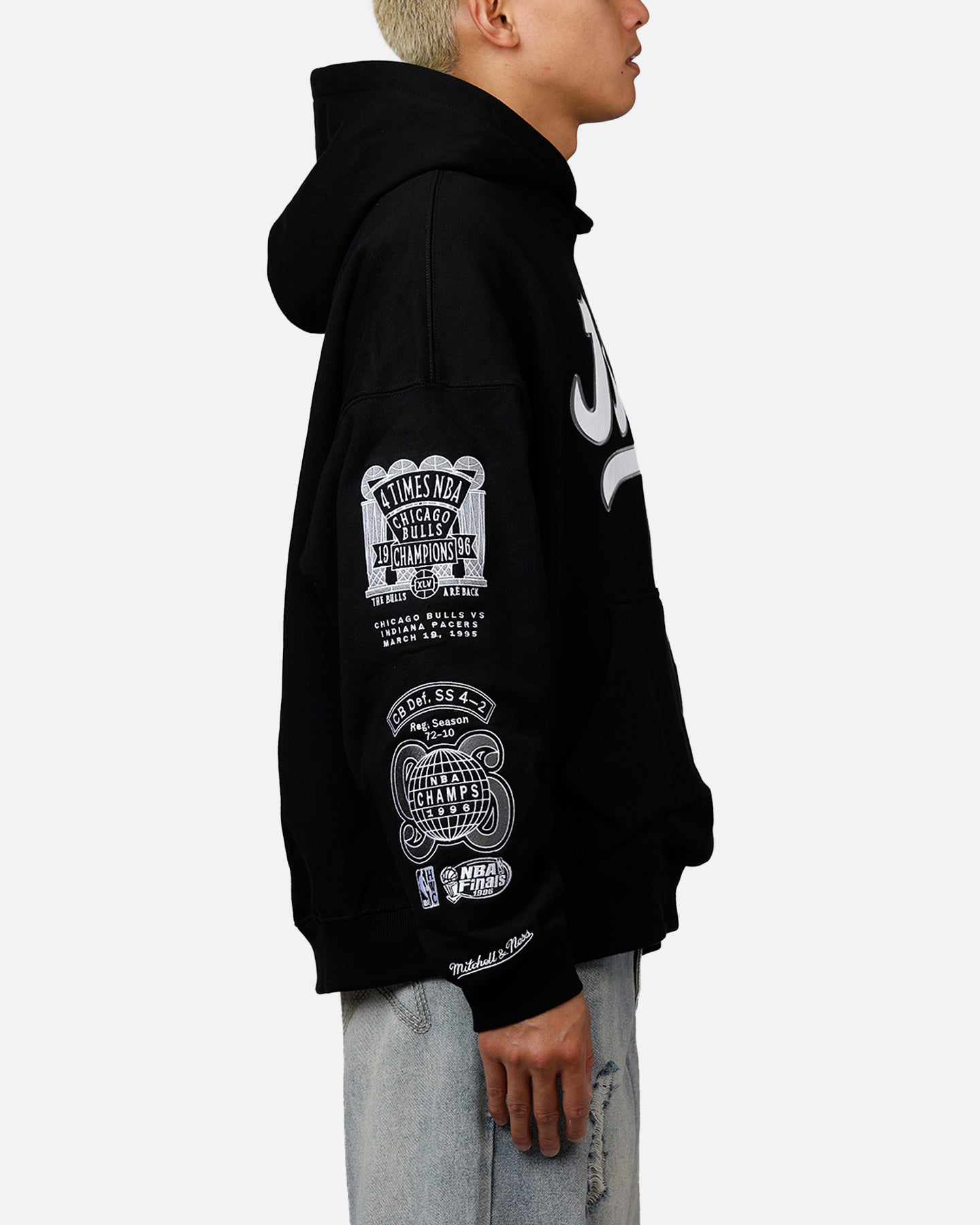 Chicago Bulls The Best Ever Anywhere Hoodie slider