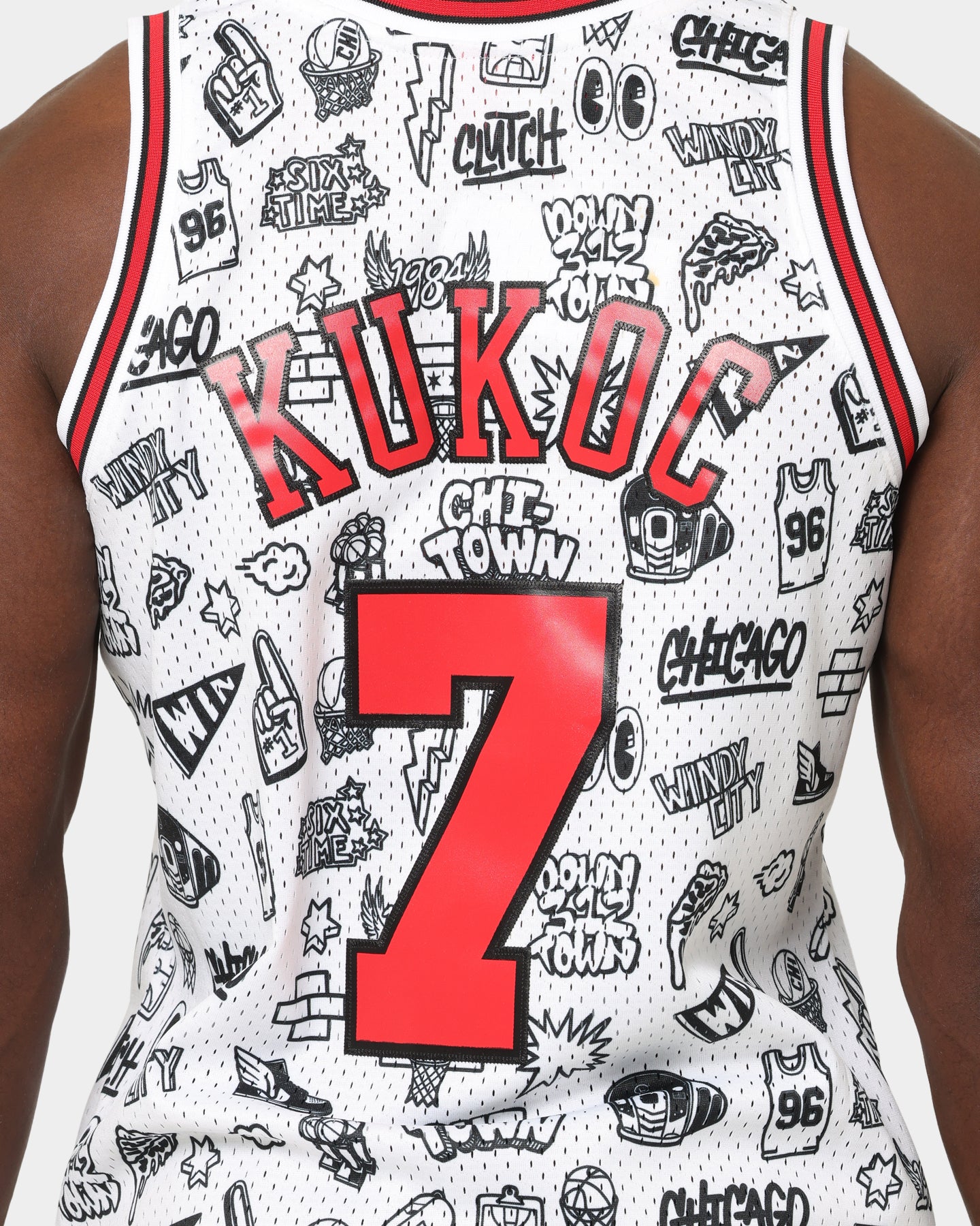 Chicago Bulls Toni Kukoč #7 1997-1998 Doodle Swingman Jersey slider