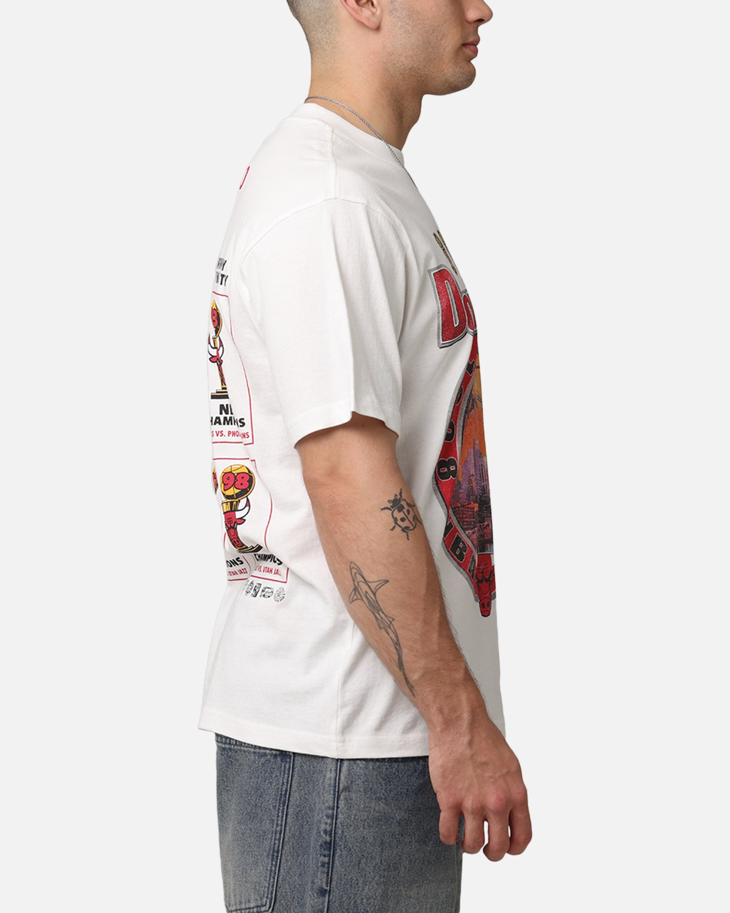 Chicago Bulls 'UNC To Chicago' Stadium Banner T-Shirt slider