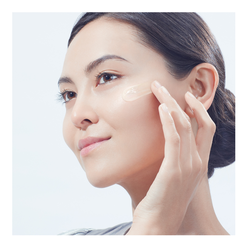 Clarifique Watery Emulsion slider