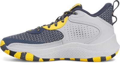 Curry 3Z 24
 
 
 Grade School Basketball Shoes slider