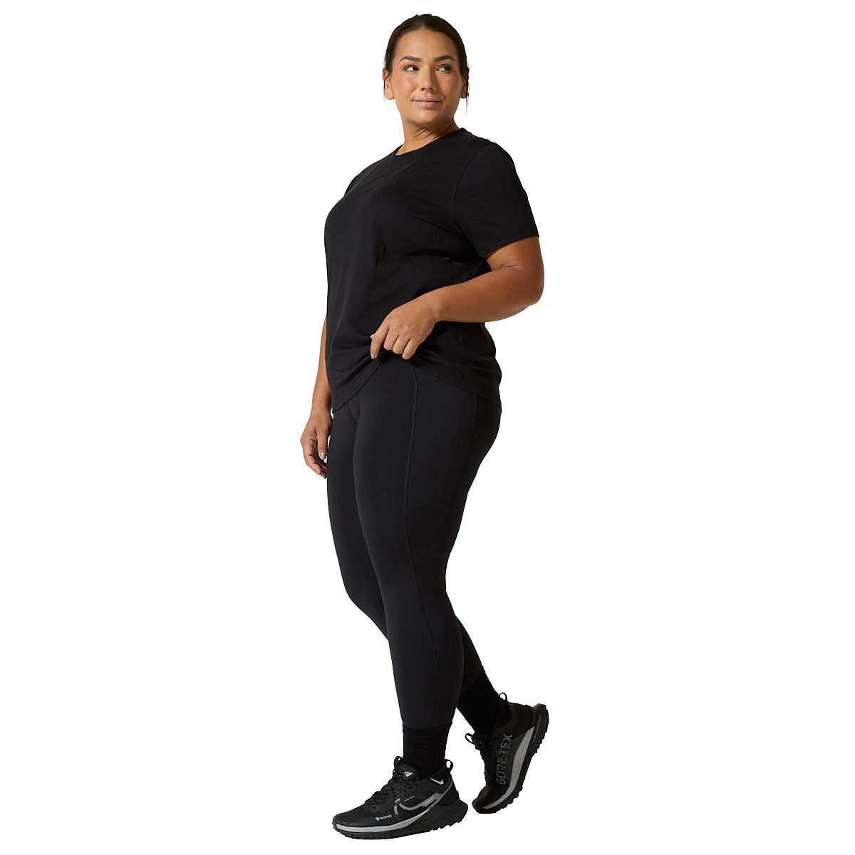 Ell/Voo Womens Essentials Training Tee - Black slider