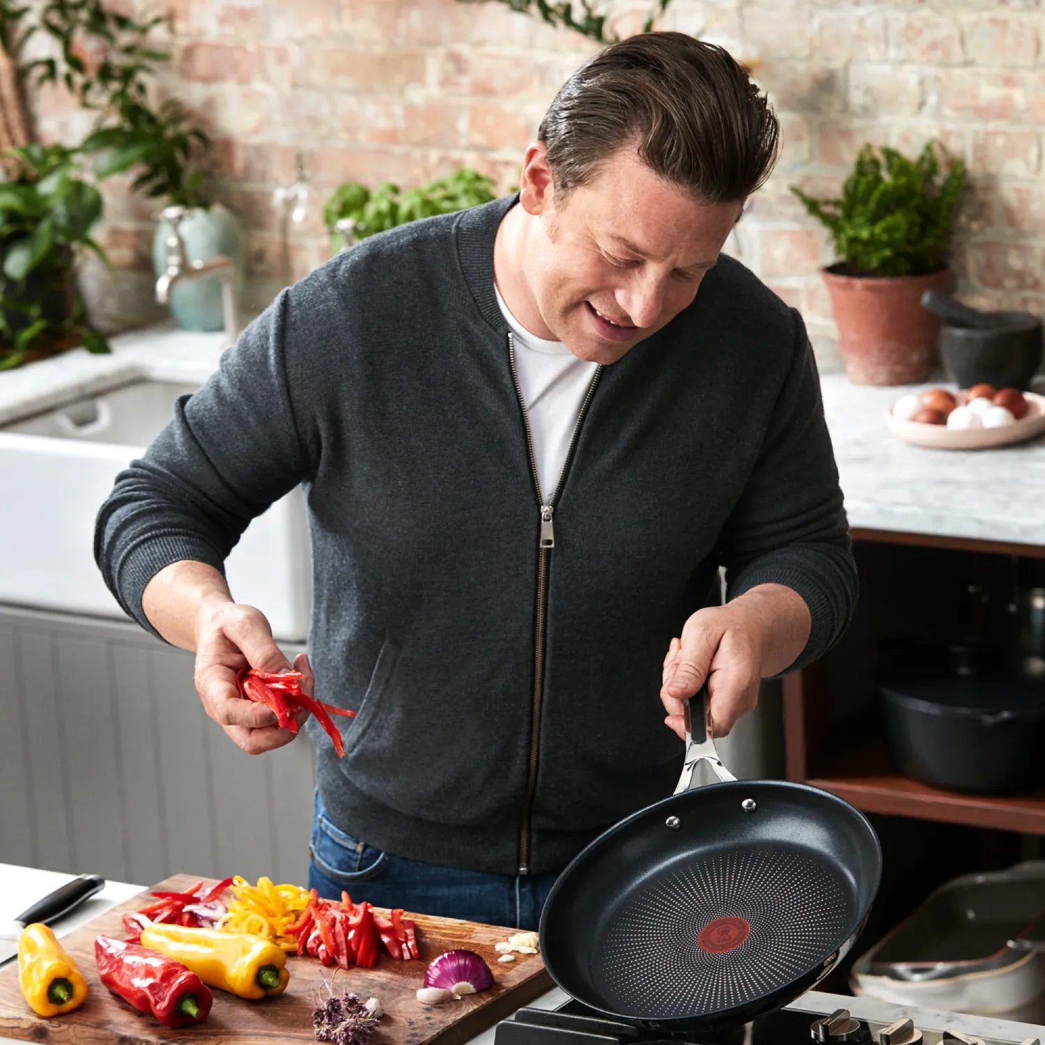 Jamie Oliver by Tefal Kitchen Essentials Induction Non-Stick Stainless Steel Triple Pack Frypans 20/24/28cm slider
