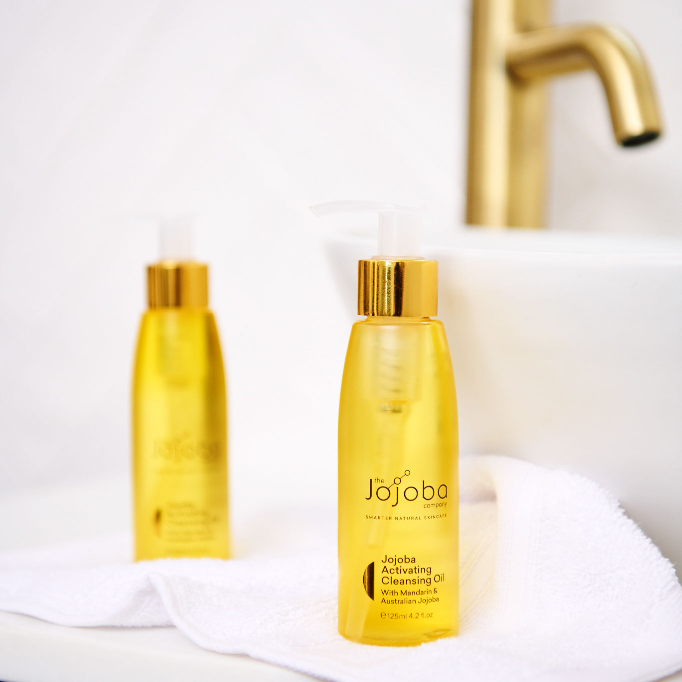 Jojoba Activating Cleansing Oil slider