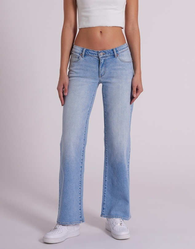 Kylee Low Wide Jeans - Light Vintage Blue
