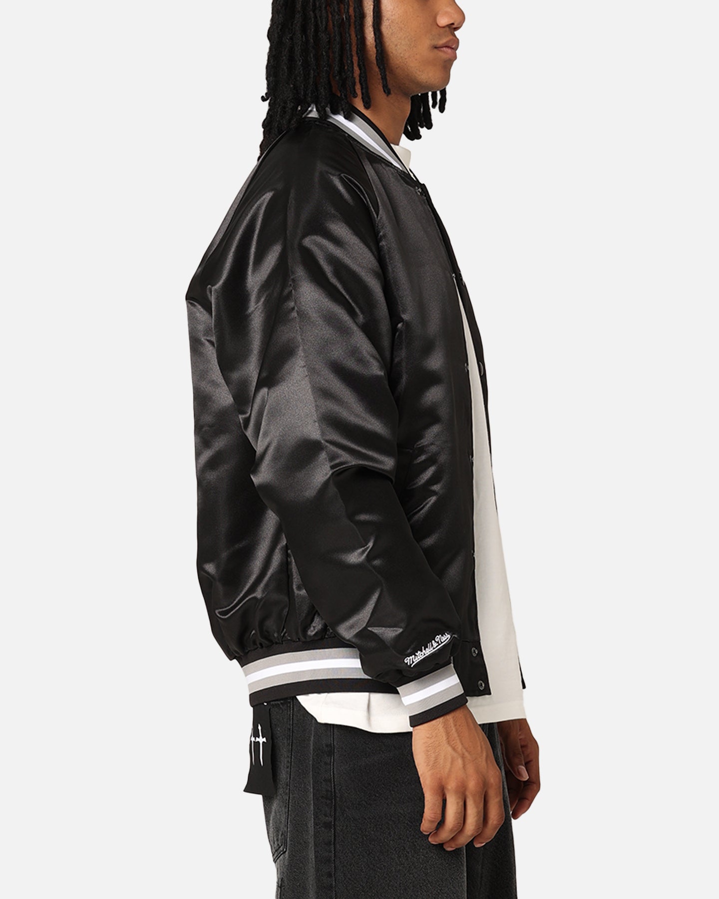 Las Vegas Raiders Lightweight Satin Jacket slider