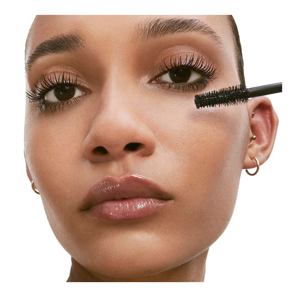 Lash Clash Extreme Volume Mascara slider