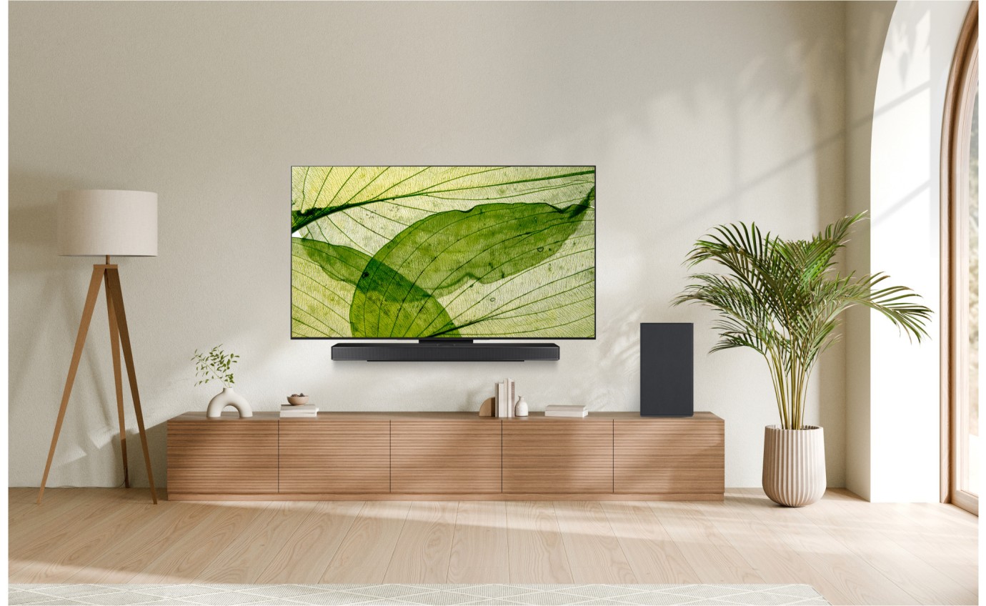 LG 83