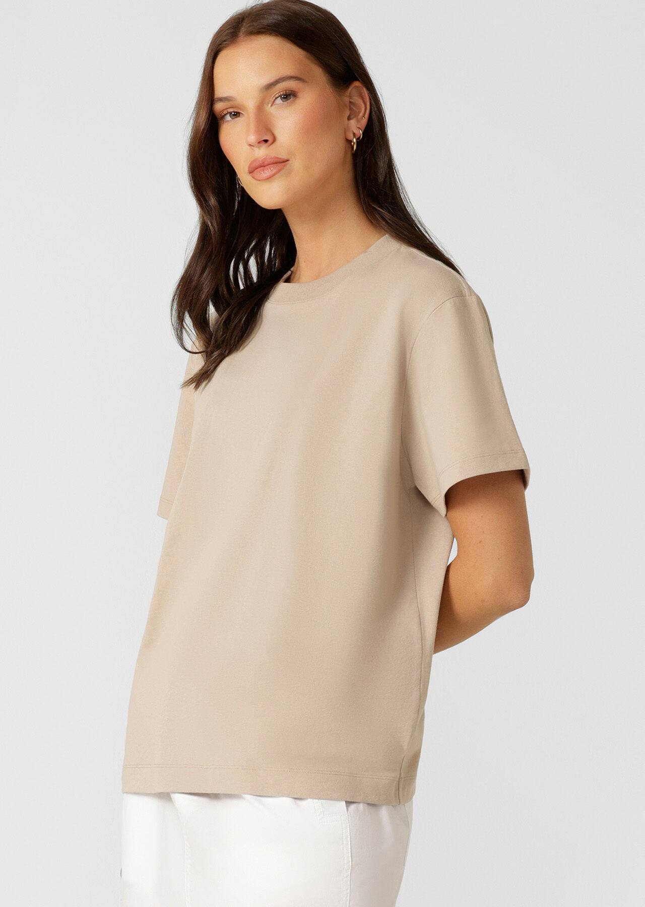 LJ Basics T-shirt - Latte slider