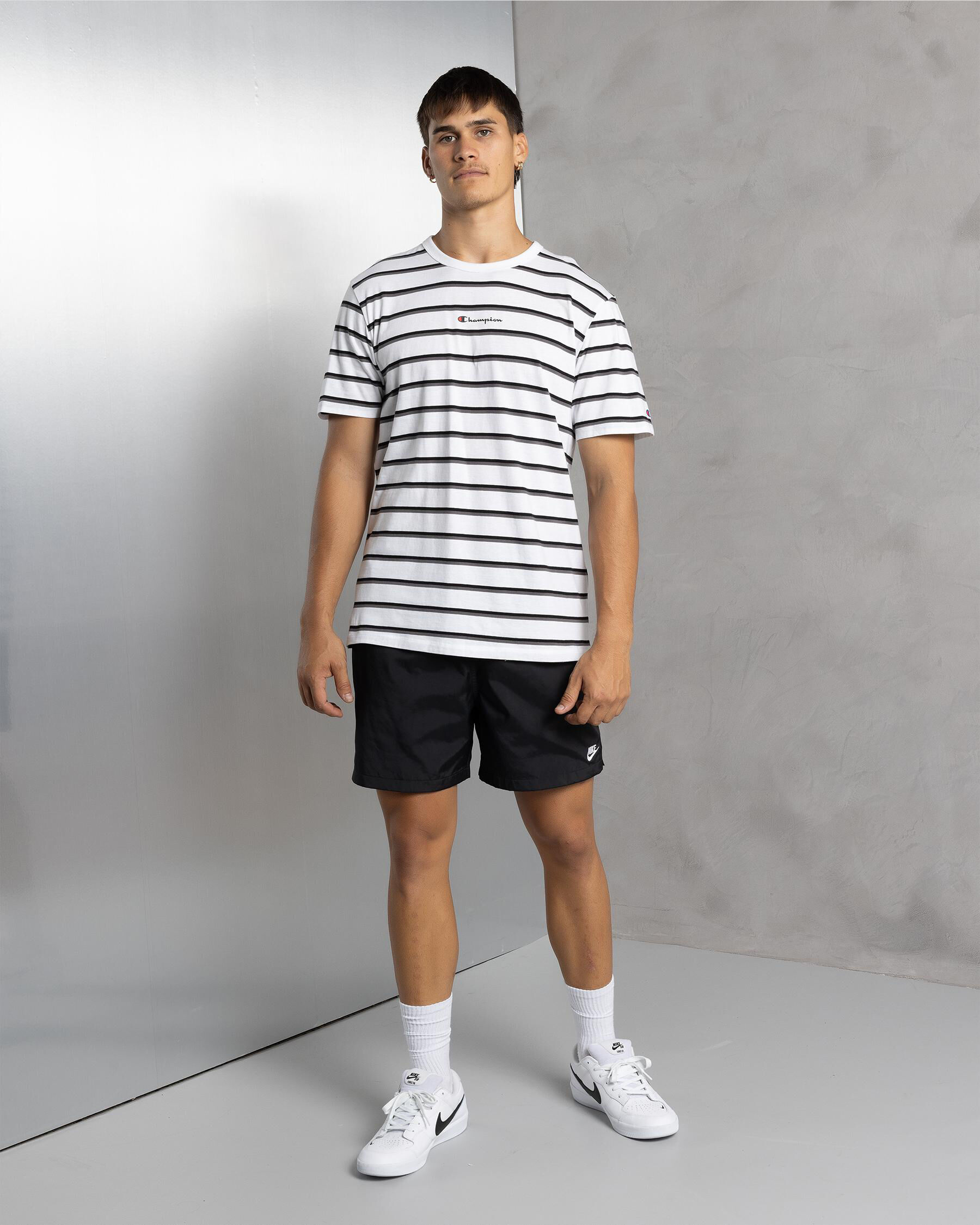 Logo Stripe T-Shirt - White/black/crisp Charcoal slider