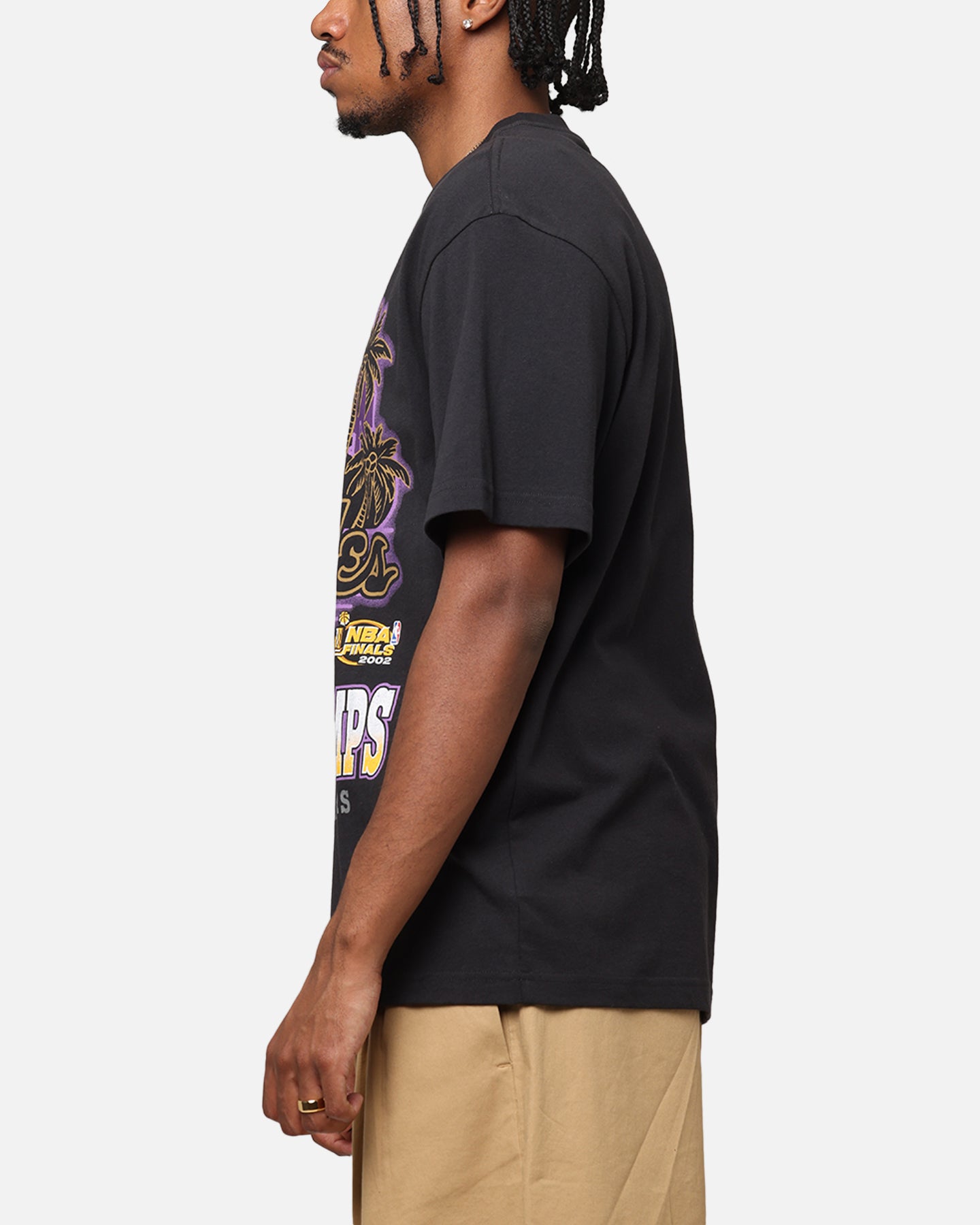 Los Angeles Lakers '02 NBA Champs T-Shirt slider