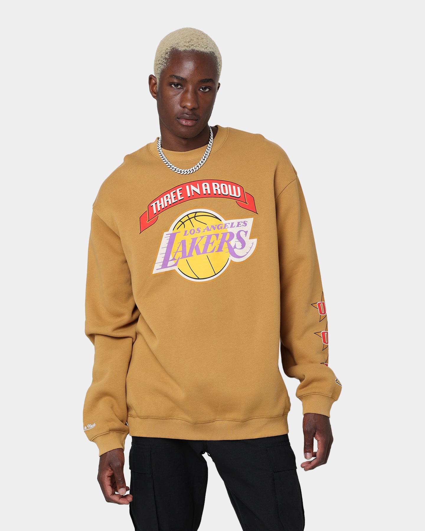 Los Angeles Lakers 3-Peat Crewneck slider