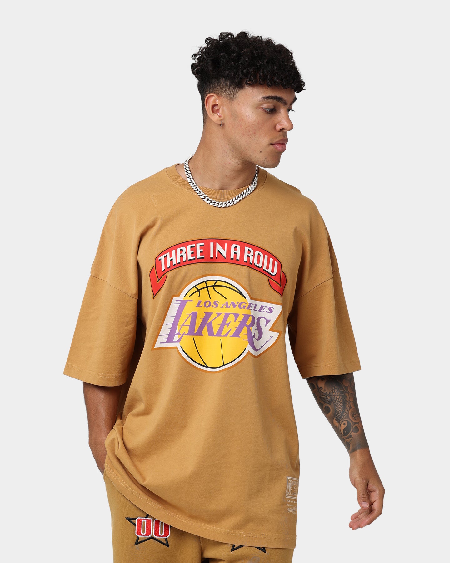 Los Angeles Lakers 3-Peat T-Shirt slider