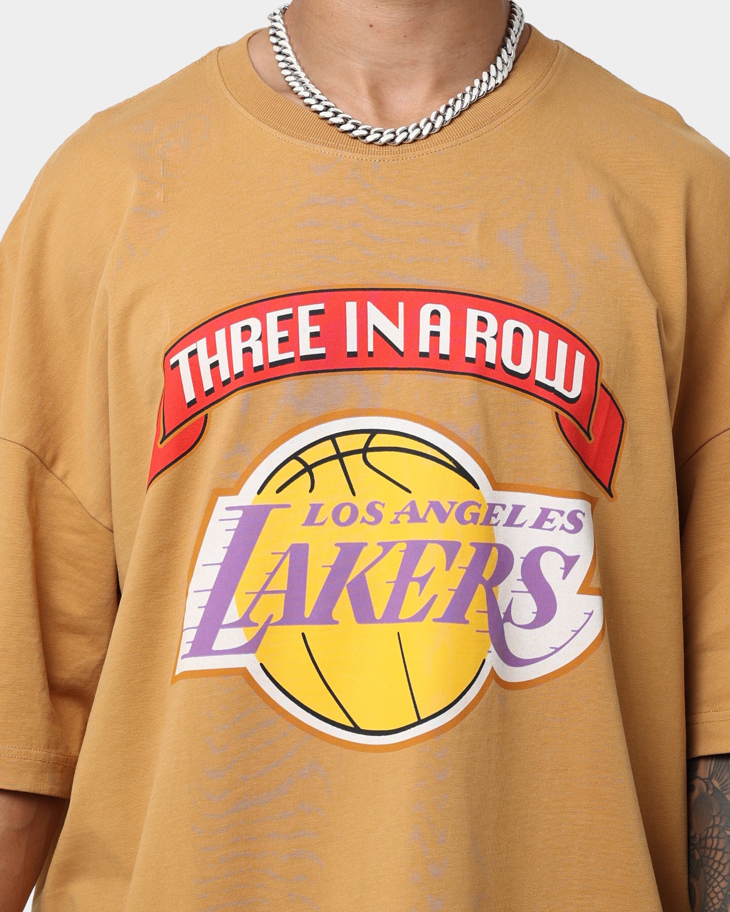 Los Angeles Lakers 3-Peat T-Shirt slider