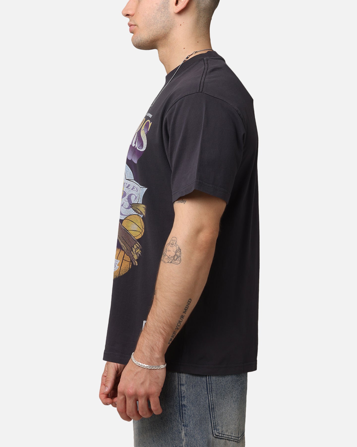 Los Angeles Lakers Bevel Burst T-Shirt slider