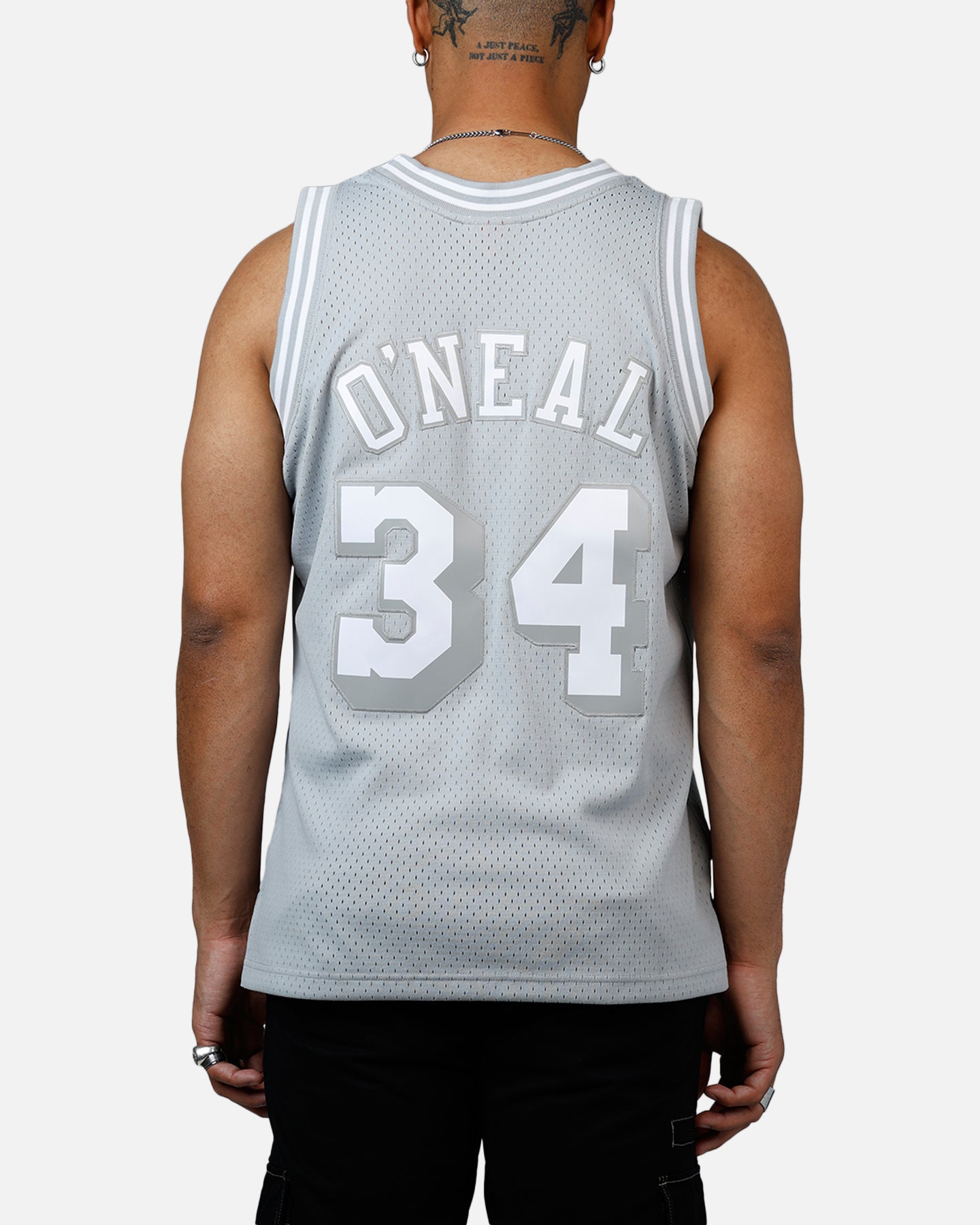 Los Angeles Lakers Shaquille O'Neal 1996-1997 Swingman Jersey slider