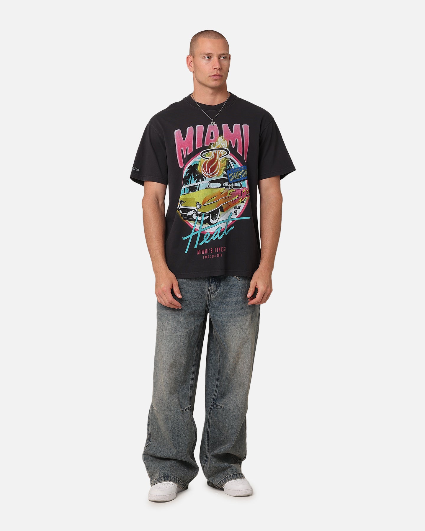 Miami Heat Cruising T-Shirt slider