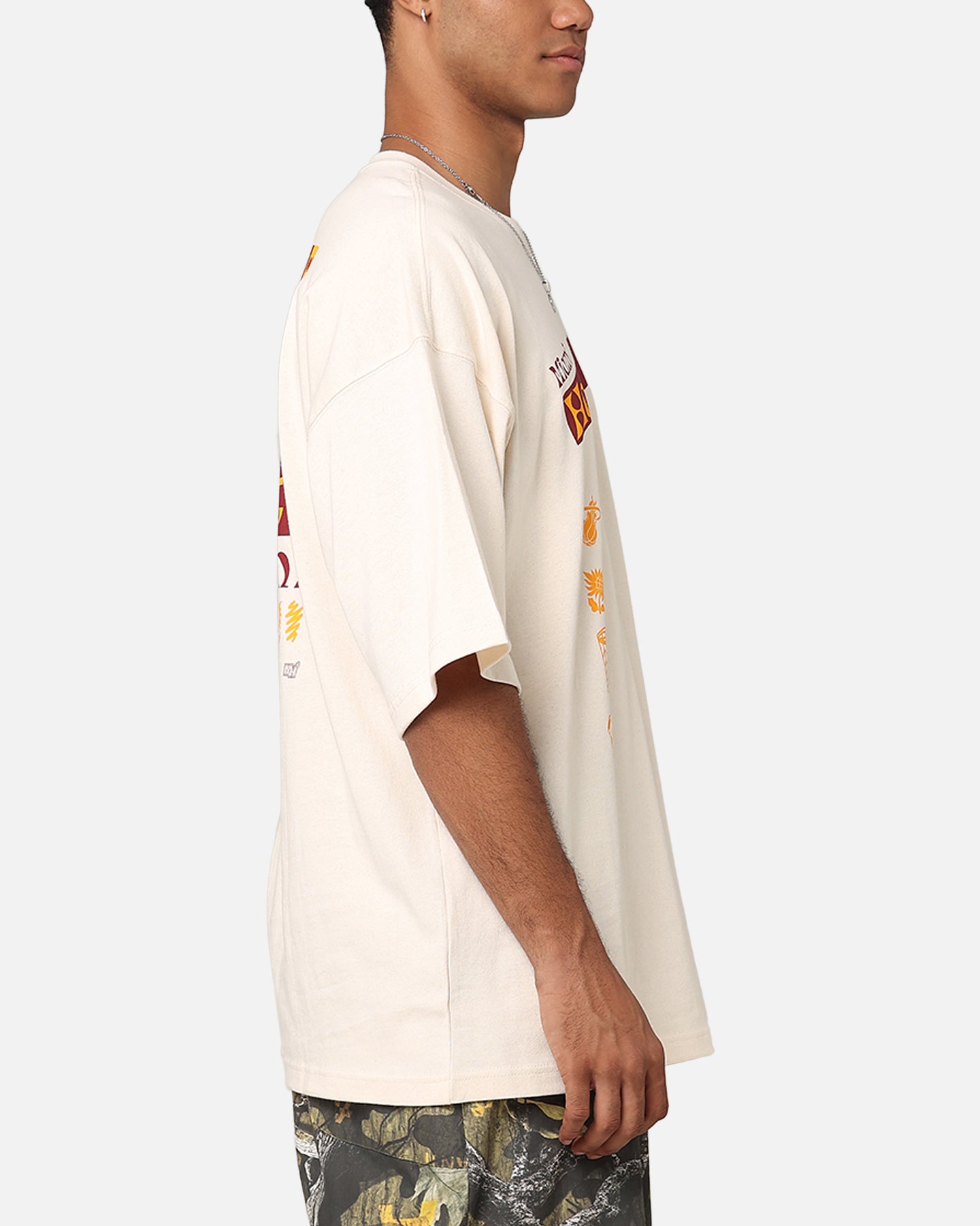 Miami Heat NBA Courtside Oversized T-Shirt slider