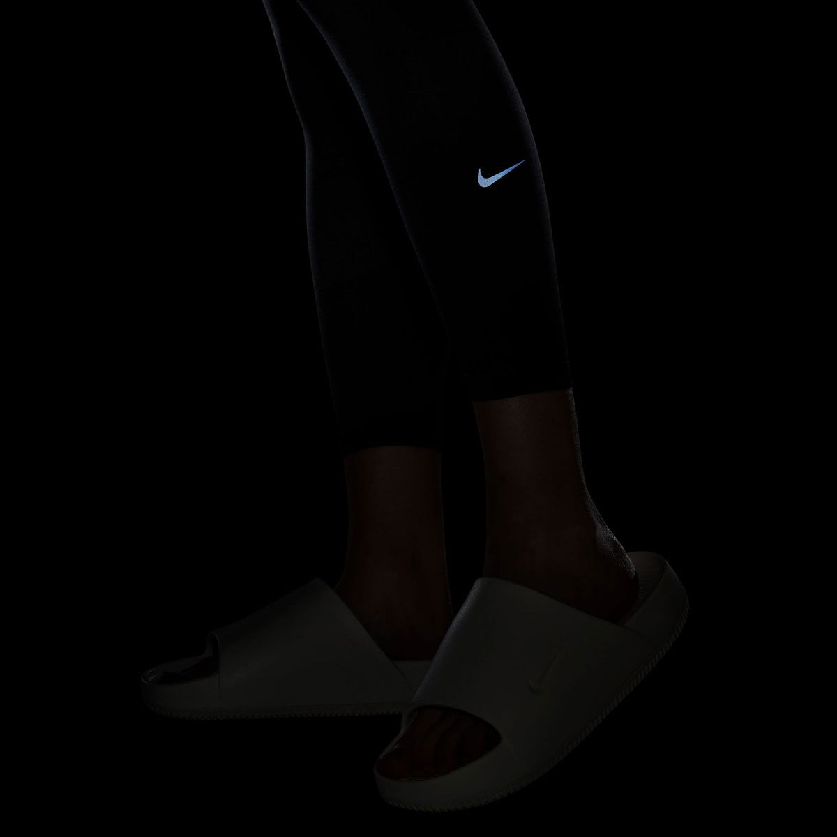 Nike Womens One Dri-FIT High Rise 7/8 Tights - Navy slider