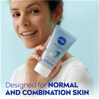 NIVEA Daily Essentials Gentle Refreshing Face Scrub 150ml slider