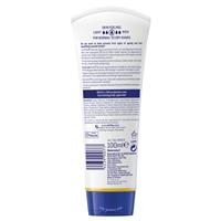 NIVEA Q10 3-in-1 Anti-age Hand Cream with UV Filters 100ml slider