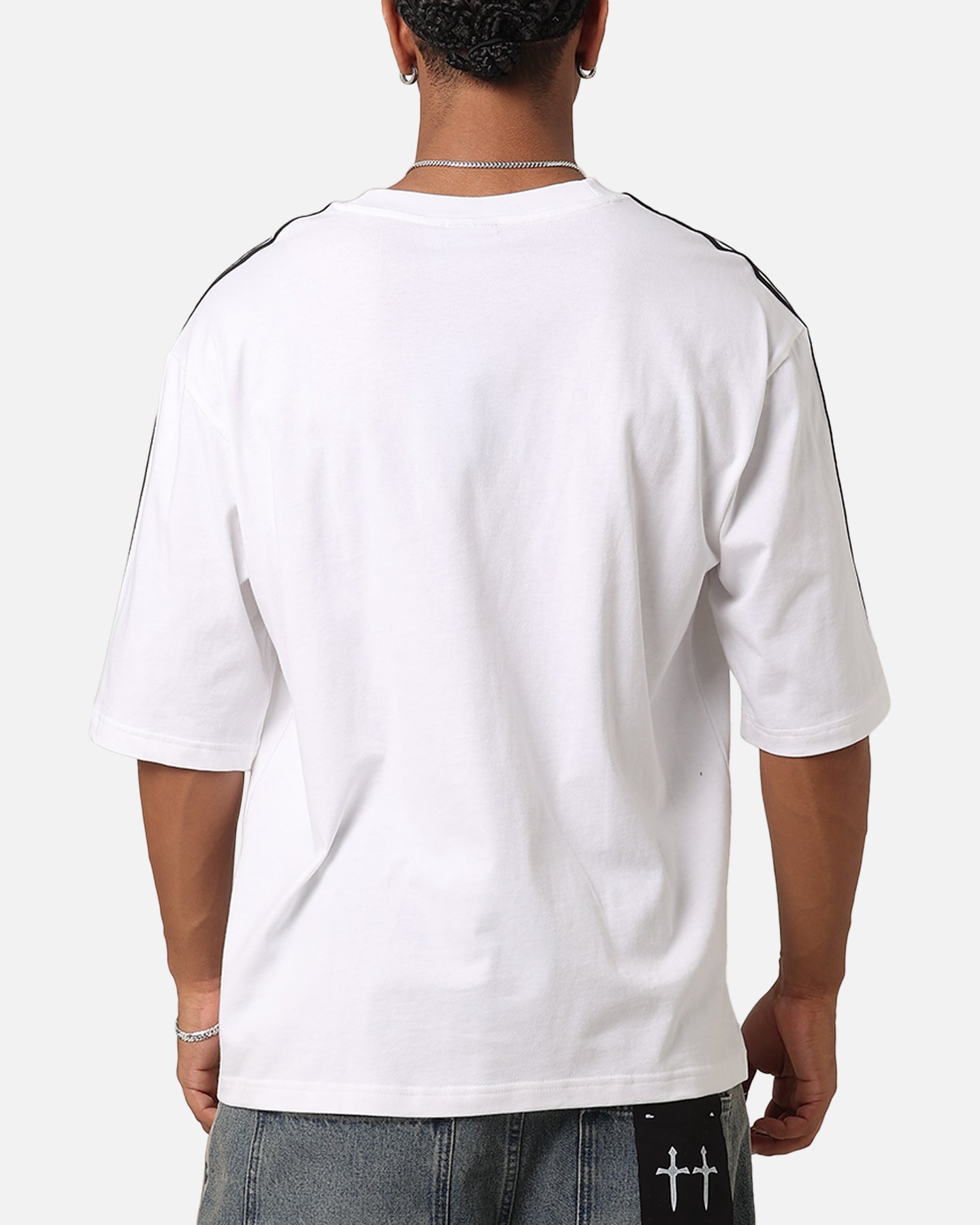 Oversized T-Shirt slider