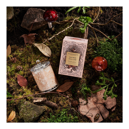 Sacred Hollow Smoked Oud & Noble Resins Soy Candle (Limited Edition) slider