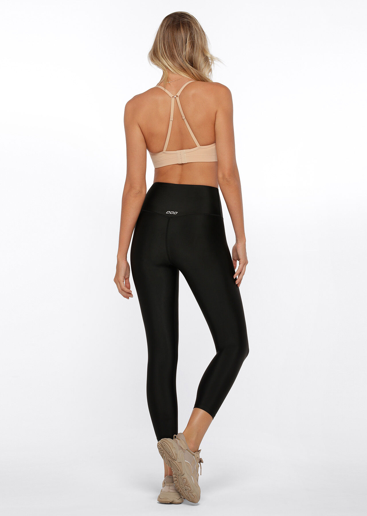 Sammy Sports Bra - Almond slider