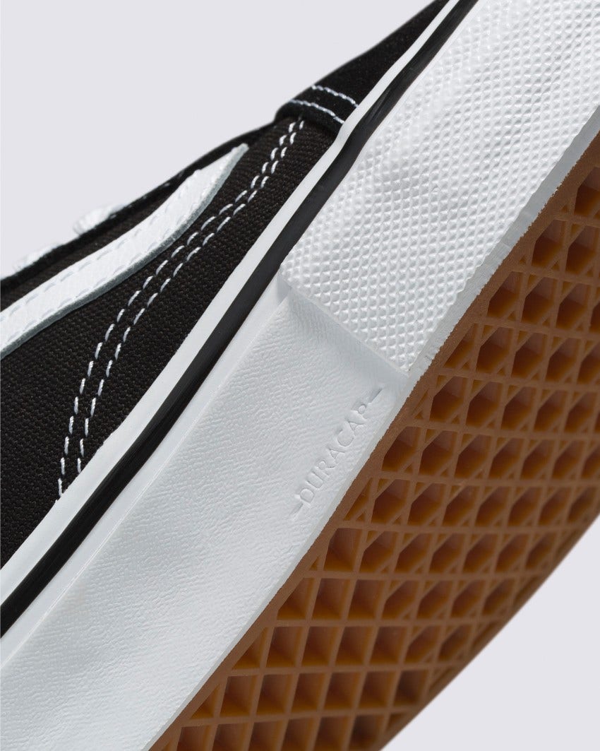 SKATE OLD SKOOL - BLACK/WHITE slider