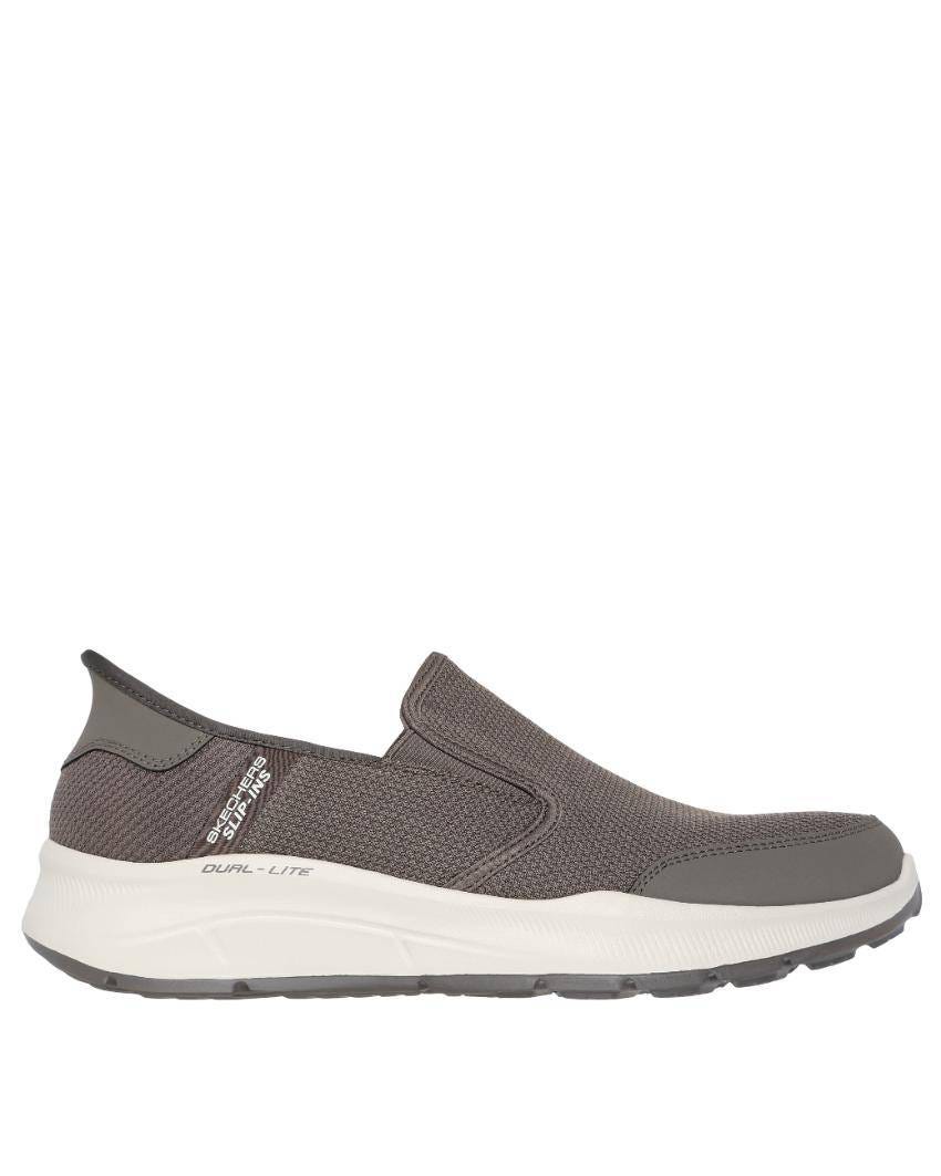 Skechers Slip-Ins Relaxedd Fit: Equalizer 5.0 - Drayze Extra Wide Fit - TAUPE slider