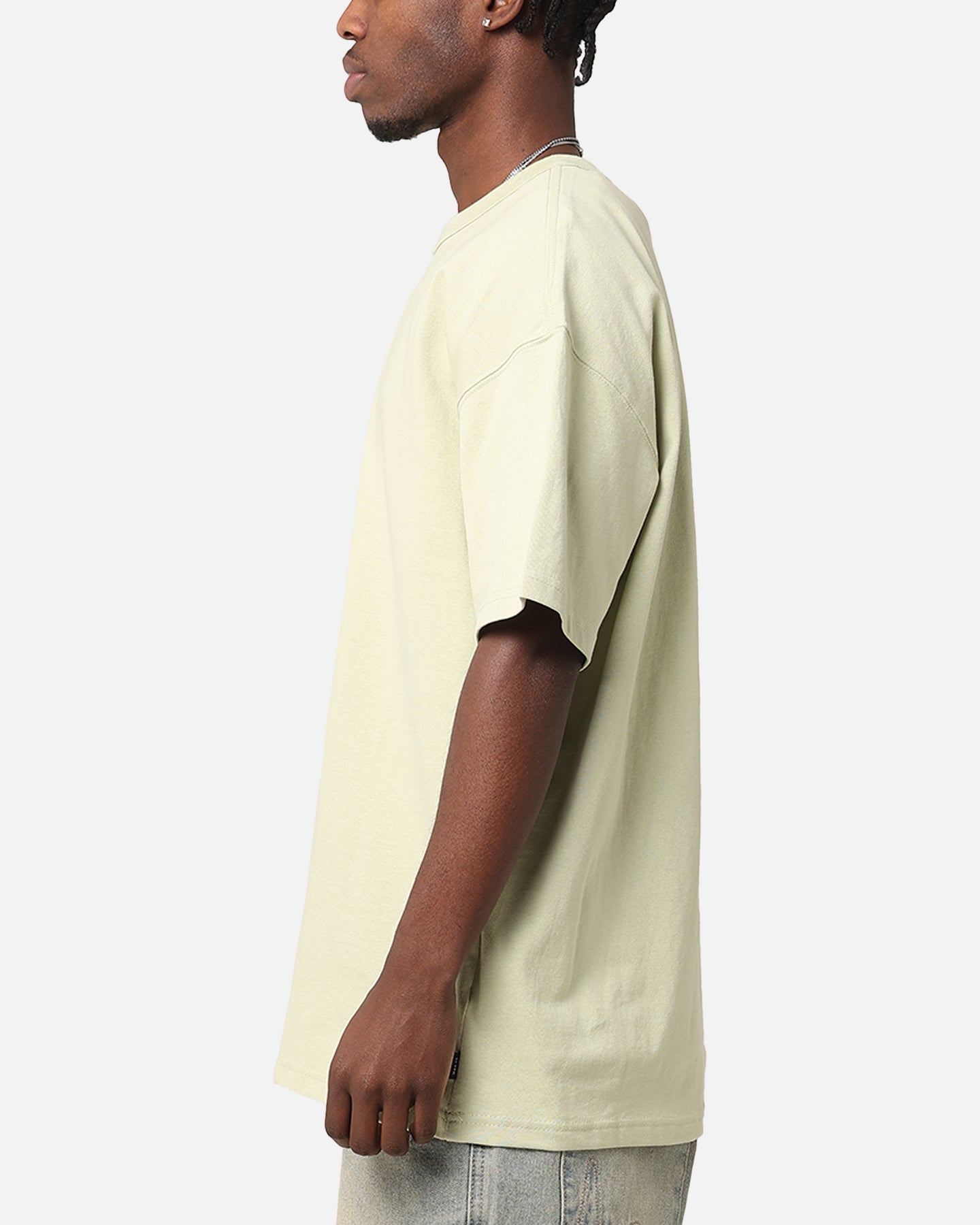 Sportswear Premium Essentials Sustainable T-Shirt slider