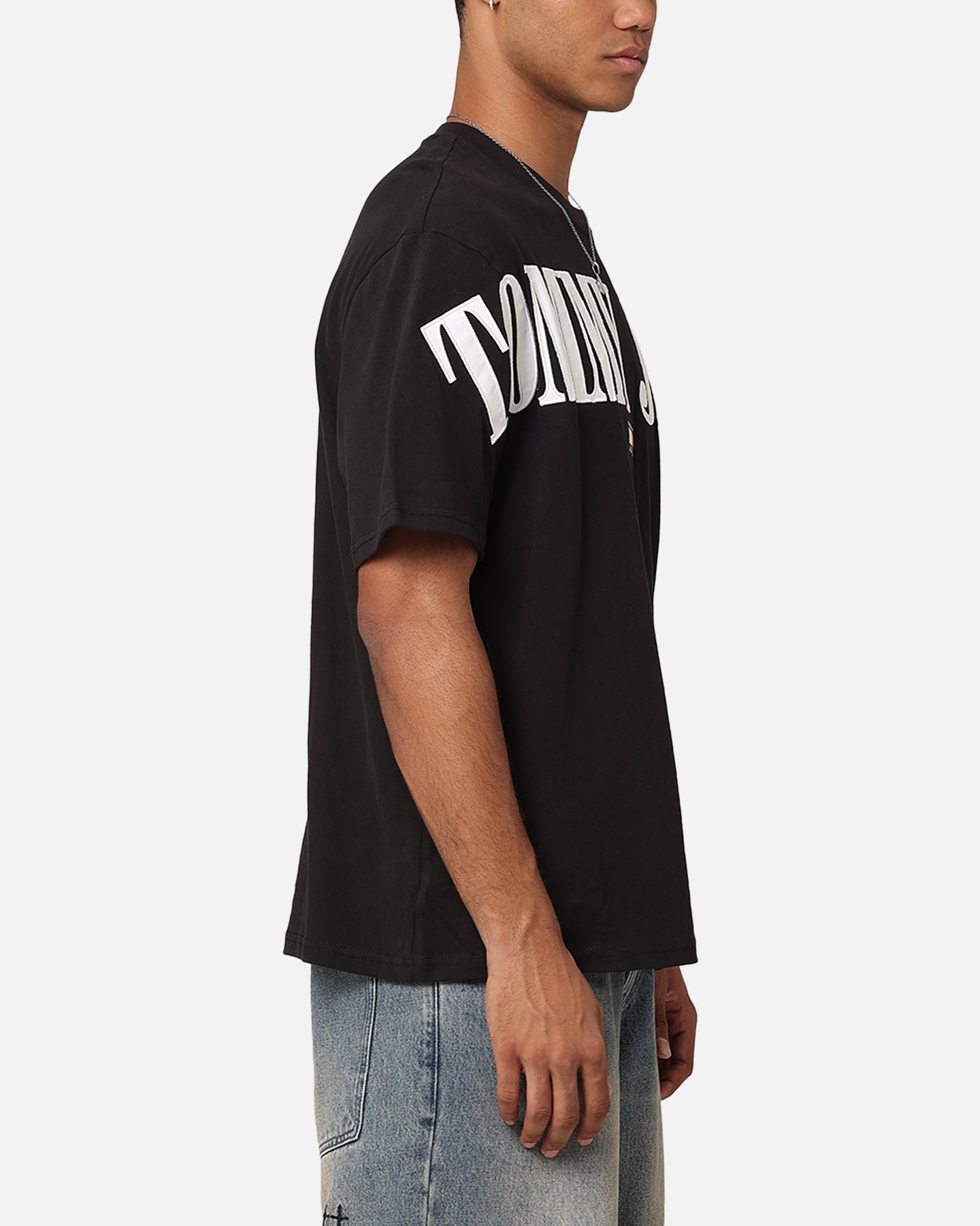 TJM OVZ Badge TJ T-Shirt slider