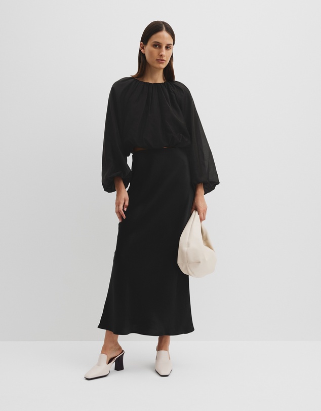 Voluminous Soft Blouse - Black