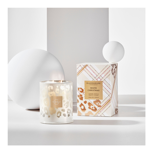 White Christmas Soy Candle (Limited Edition) slider